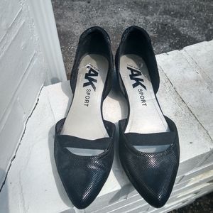 Anne Klein Sport Black Pointed Toe Flats 7.5